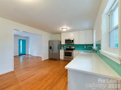 5646 Oak Drive Charlotte NC 28216