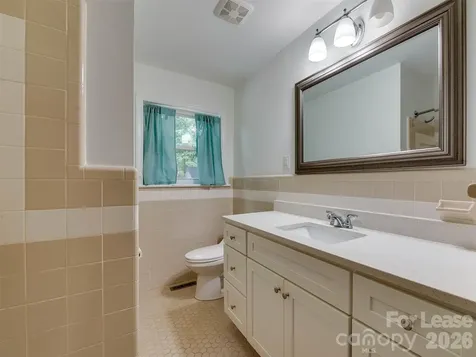 5646 Oak Drive Charlotte NC 28216