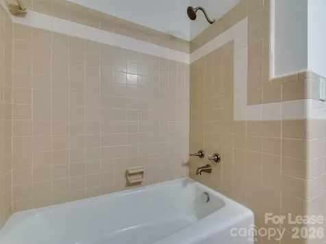 5646 Oak Drive Charlotte NC 28216