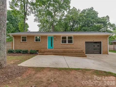 5646 Oak Drive Charlotte NC 28216