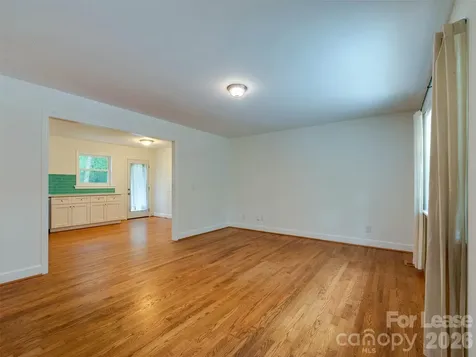 5646 Oak Drive Charlotte NC 28216
