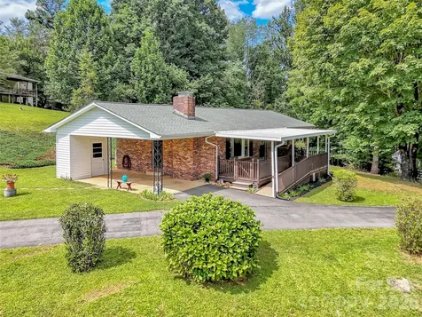 250 Reeves Cove Road Candler NC 28715