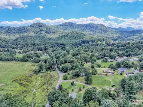 250 Reeves Cove Road Candler NC 28715
