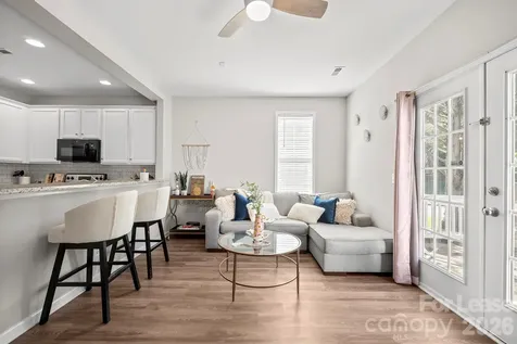 11339 Dundarrach Lane Charlotte NC 28277