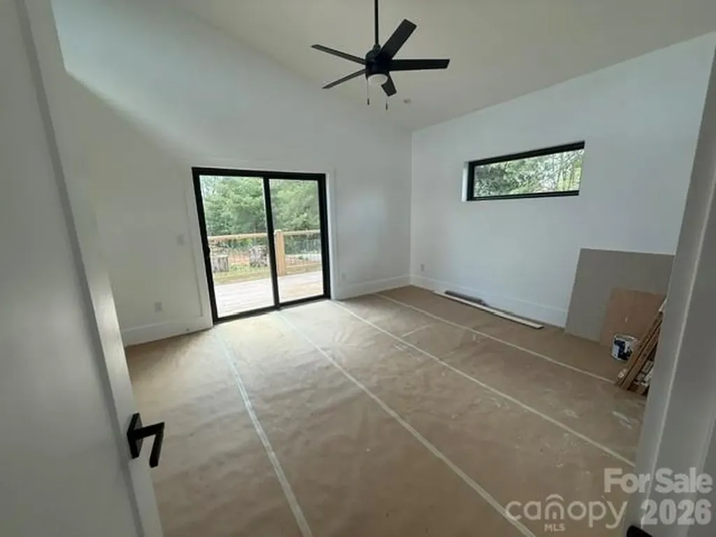 3 Locust Street Asheville NC 28804
