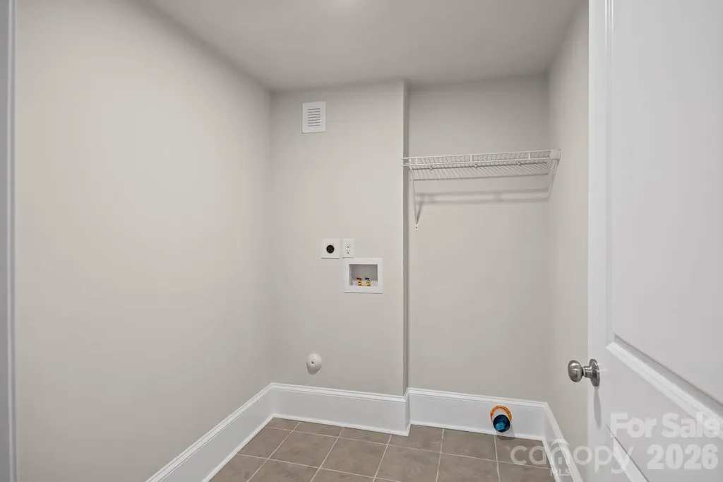 6109 Cora Street Charlotte NC 28216