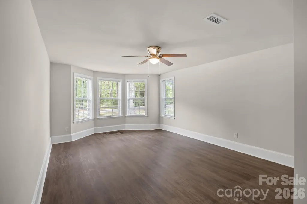 6109 Cora Street Charlotte NC 28216