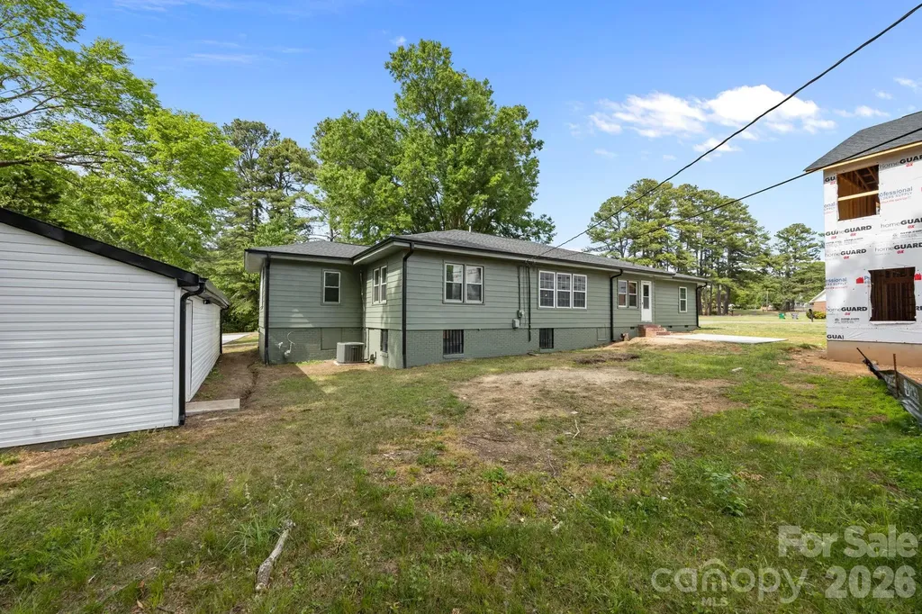 6109 Cora Street Charlotte NC 28216
