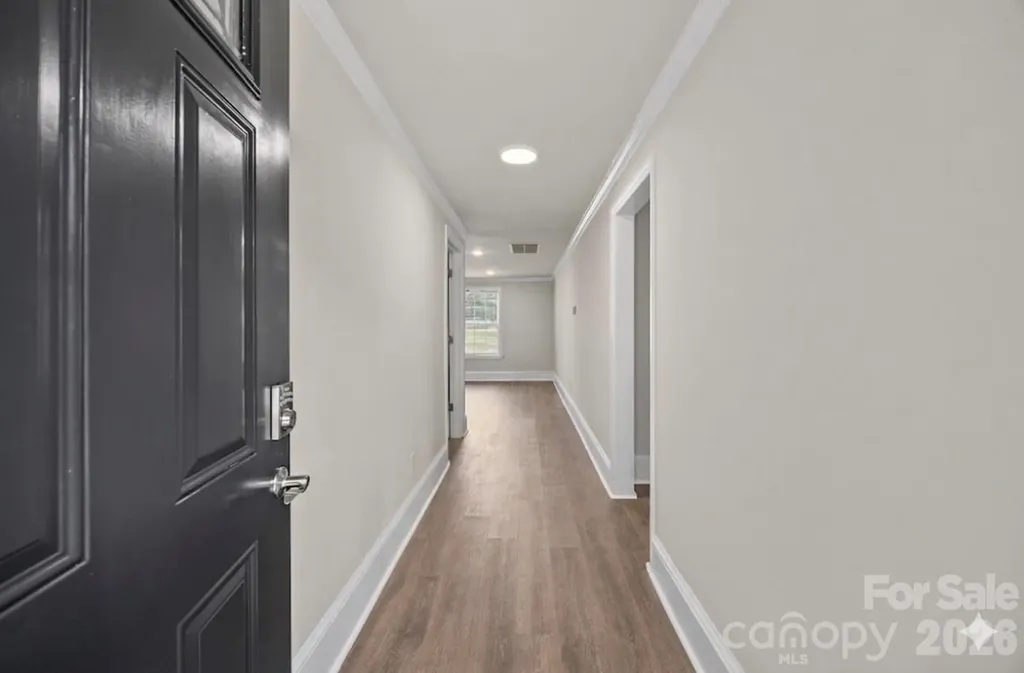 6109 Cora Street Charlotte NC 28216