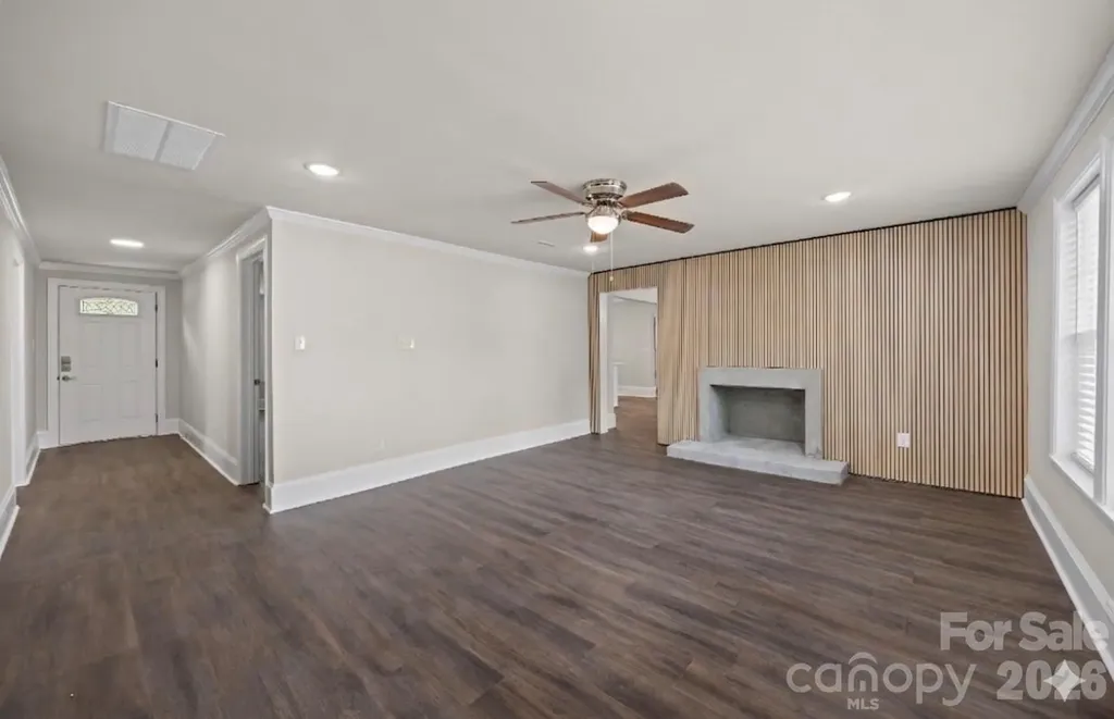 6109 Cora Street Charlotte NC 28216