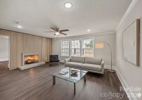 6109 Cora Street Charlotte NC 28216
