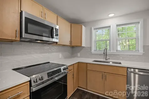 6109 Cora Street Charlotte NC 28216