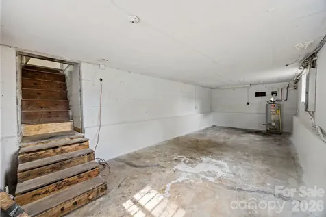 6109 Cora Street Charlotte NC 28216