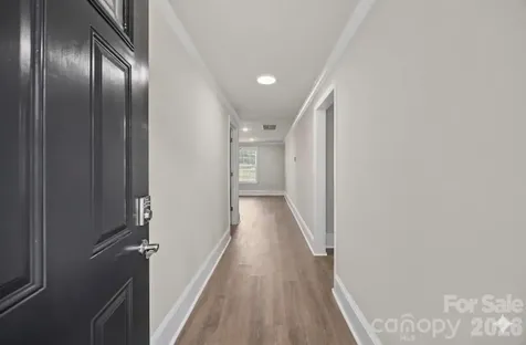 6109 Cora Street Charlotte NC 28216