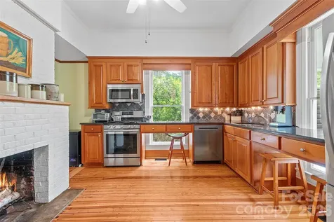 602 N Main Street Davidson NC 28036