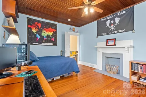 602 N Main Street Davidson NC 28036