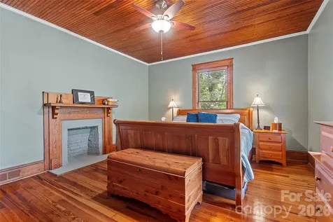 602 N Main Street Davidson NC 28036