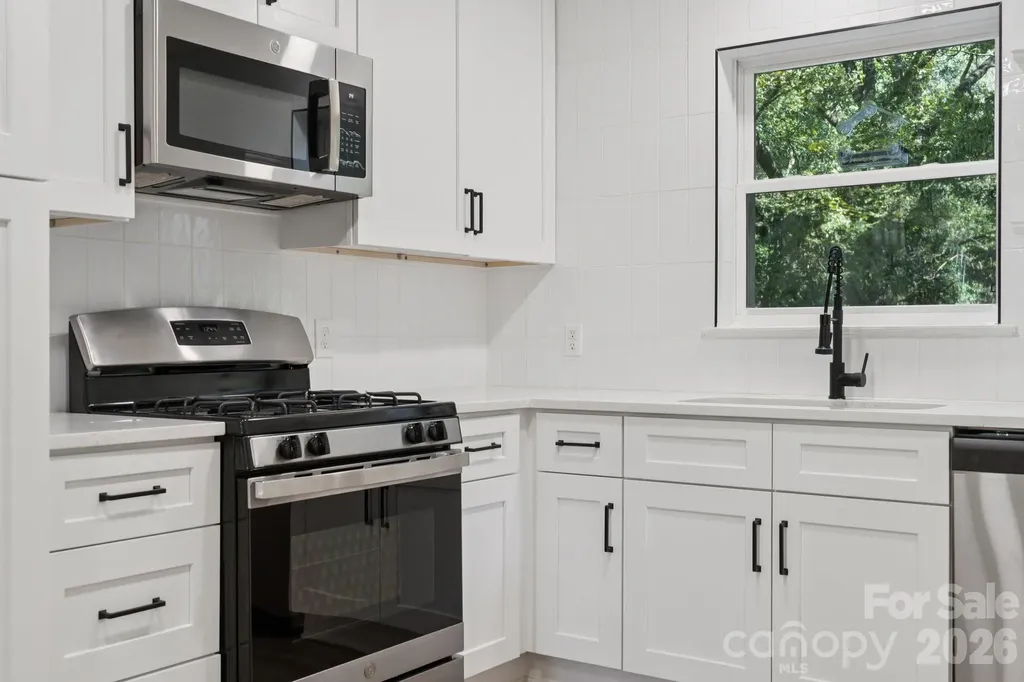 5423 Lantana Avenue Charlotte NC 28212