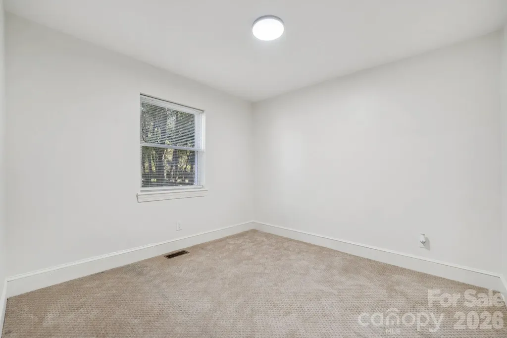 5423 Lantana Avenue Charlotte NC 28212