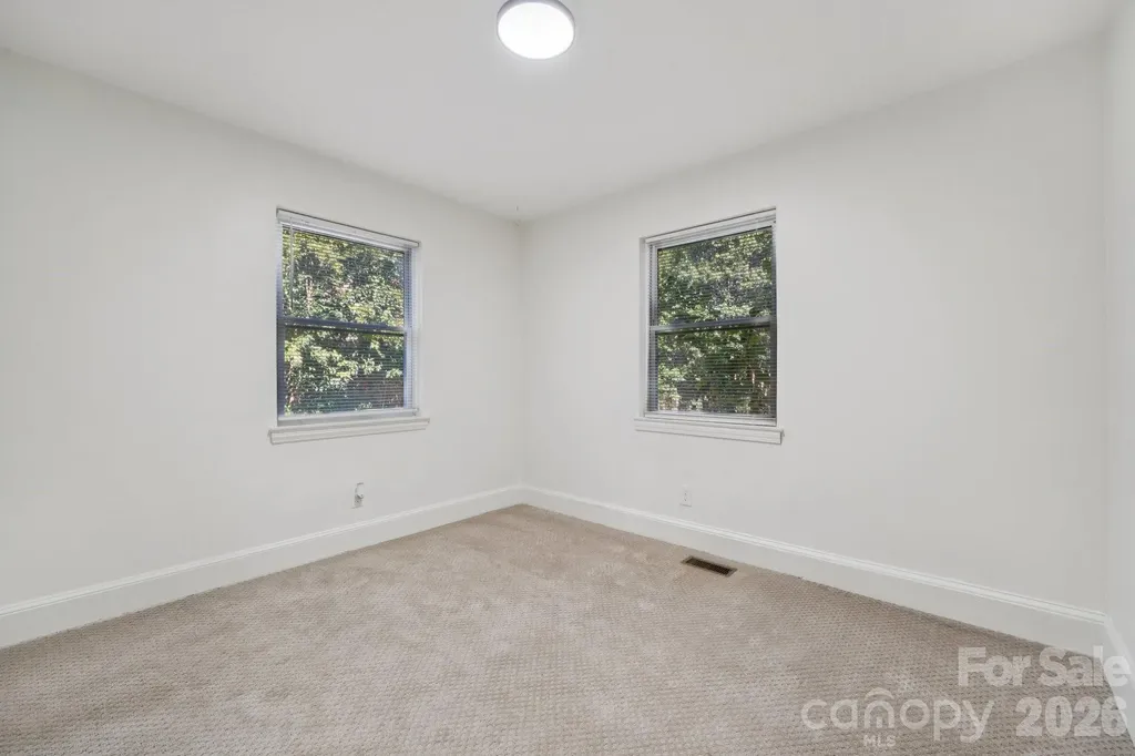5423 Lantana Avenue Charlotte NC 28212