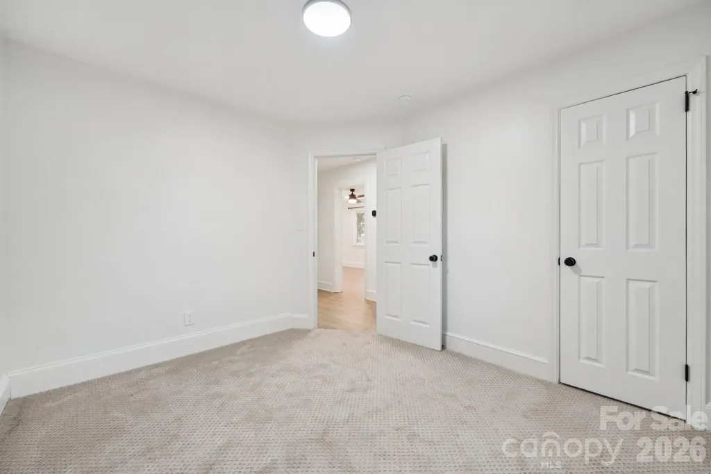 5423 Lantana Avenue Charlotte NC 28212