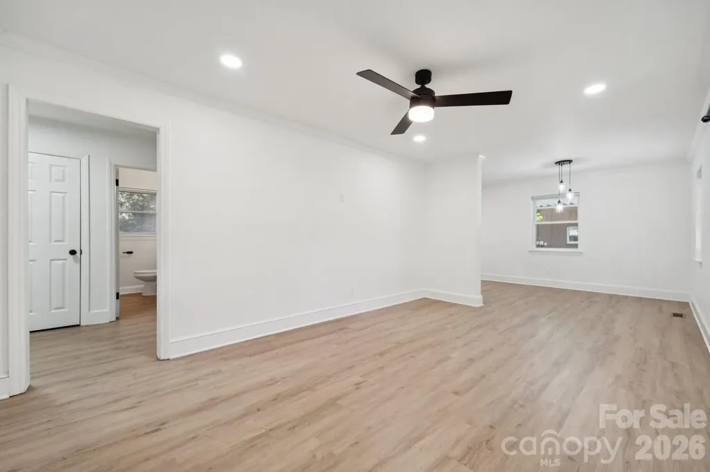 5423 Lantana Avenue Charlotte NC 28212