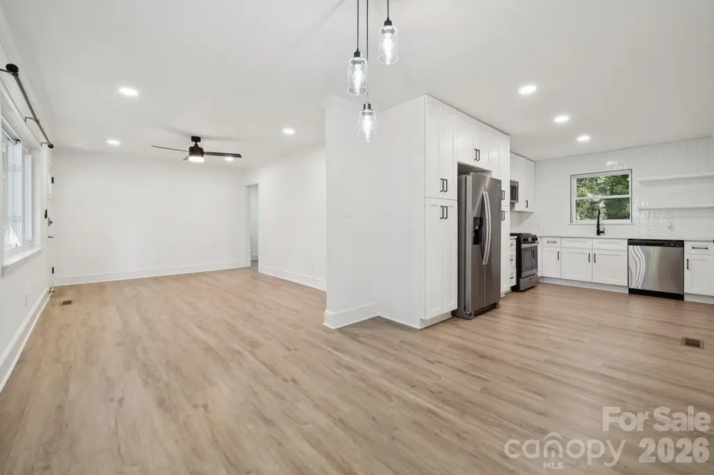 5423 Lantana Avenue Charlotte NC 28212