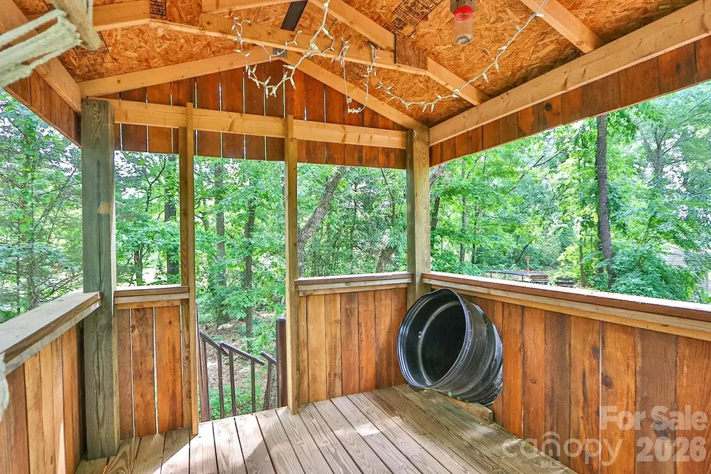 4844 Saint Paul Church Road Hamptonville NC 27020