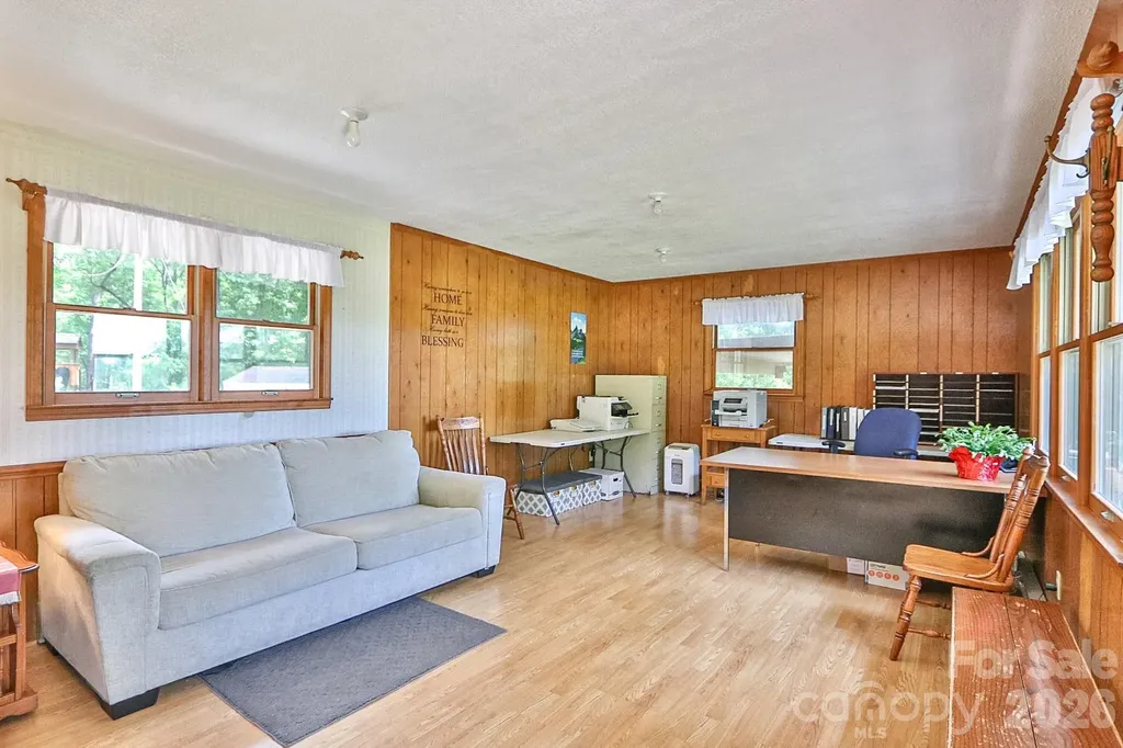 4844 Saint Paul Church Road Hamptonville NC 27020
