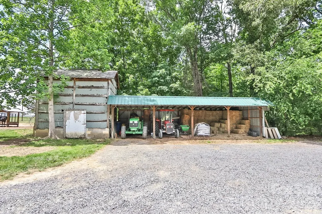 4844 Saint Paul Church Road Hamptonville NC 27020