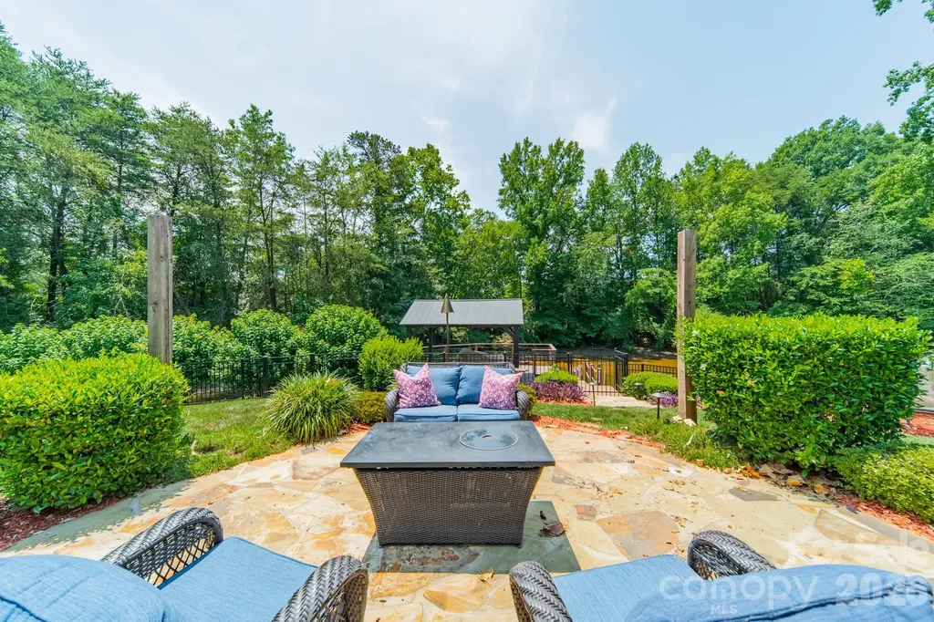 19533 Bustle Road Cornelius NC 28037