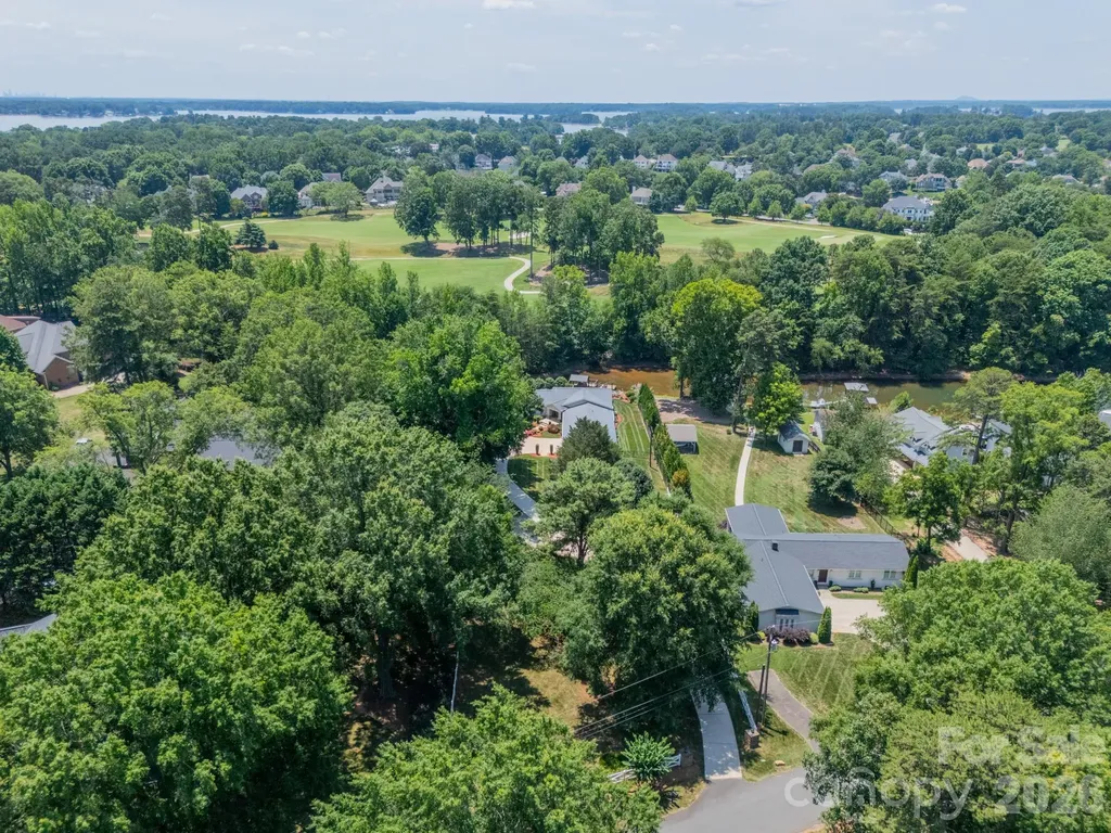19533 Bustle Road Cornelius NC 28037