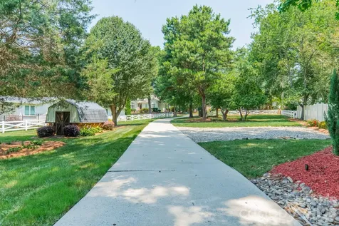 19533 Bustle Road Cornelius NC 28037