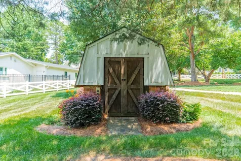 19533 Bustle Road Cornelius NC 28037
