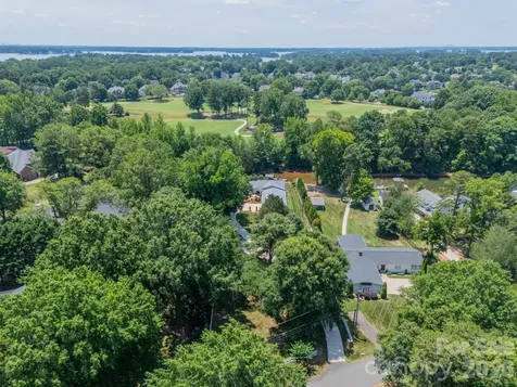 19533 Bustle Road Cornelius NC 28037