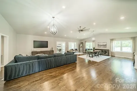 19533 Bustle Road Cornelius NC 28037
