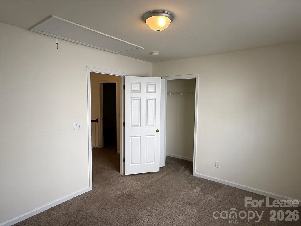10411 Hellebore Road Charlotte NC 28213