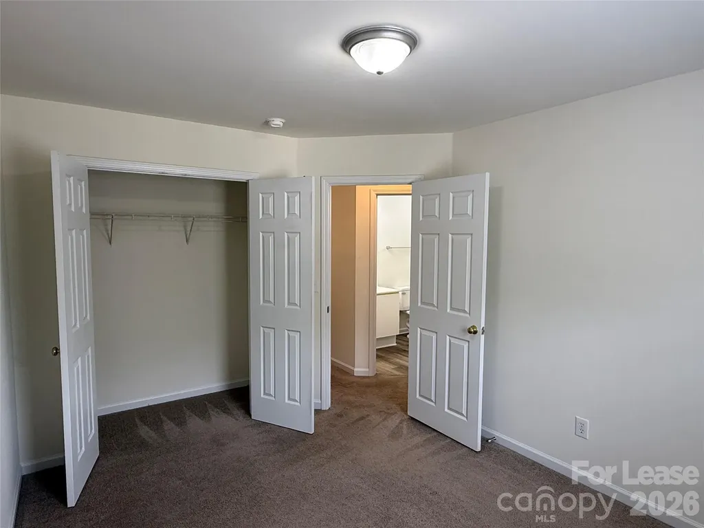 10411 Hellebore Road Charlotte NC 28213