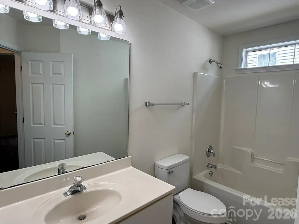 10411 Hellebore Road Charlotte NC 28213