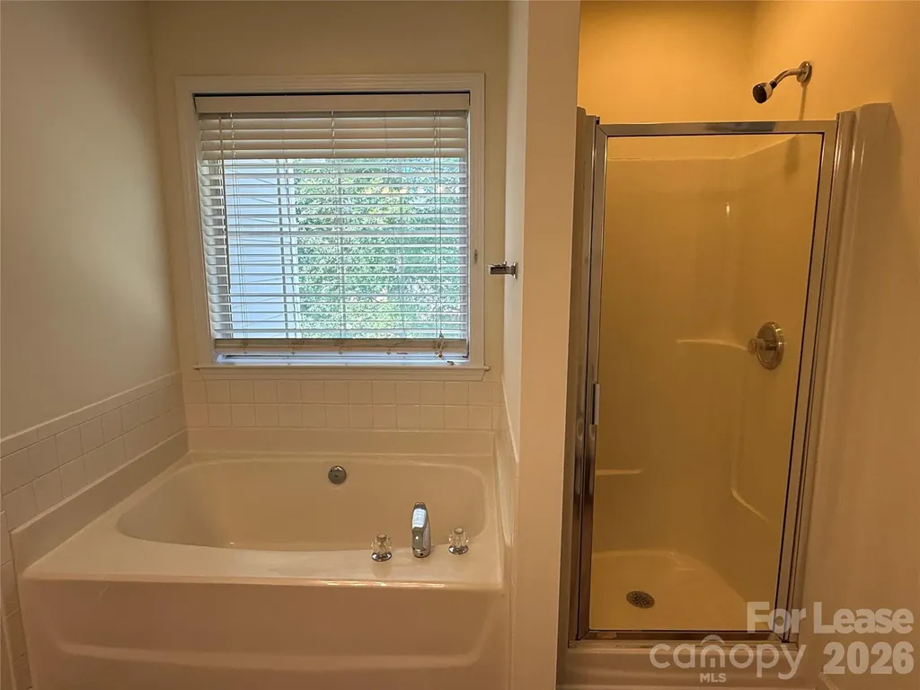 10411 Hellebore Road Charlotte NC 28213
