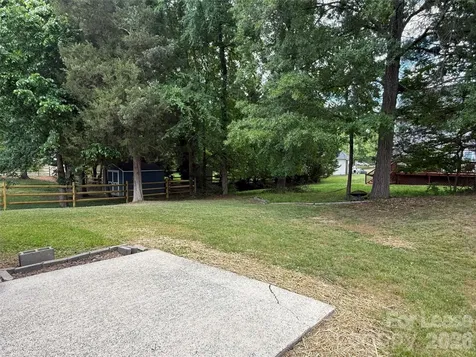 10411 Hellebore Road Charlotte NC 28213