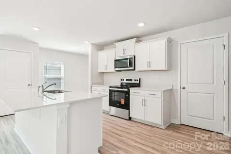 39 Katherine Emilie Drive Hendersonville NC 28792