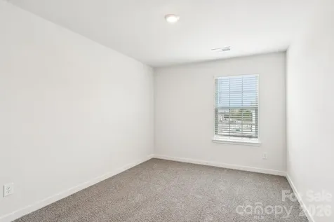 39 Katherine Emilie Drive Hendersonville NC 28792