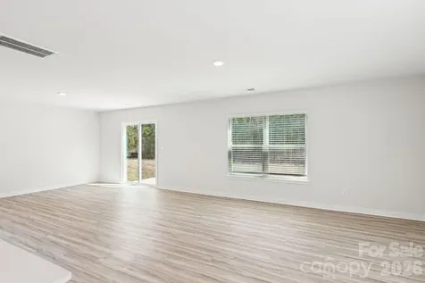39 Katherine Emilie Drive Hendersonville NC 28792
