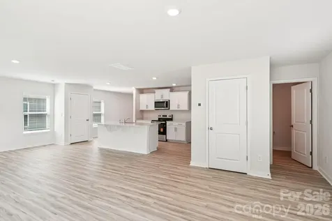 39 Katherine Emilie Drive Hendersonville NC 28792
