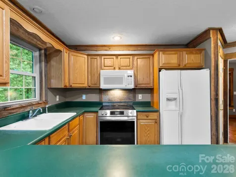 37 Leatherwood Drive Candler NC 28715