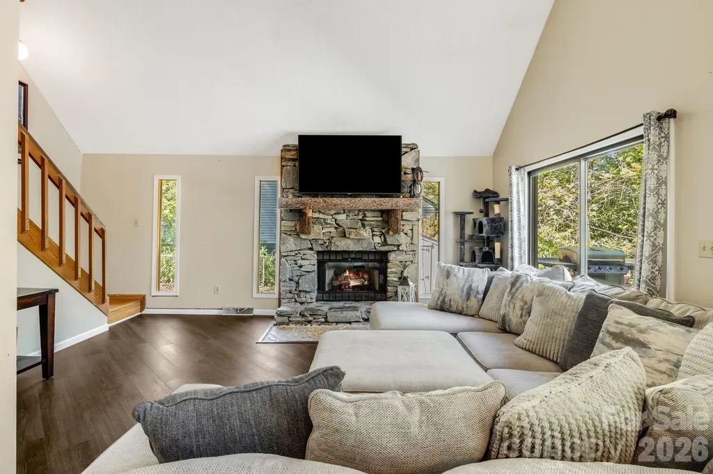 823 Fanning Bridge Road Fletcher NC 28732