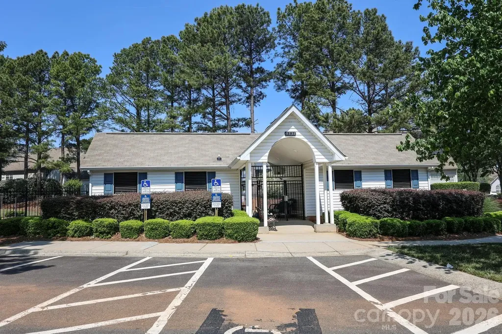 11629 Boxer Lane Charlotte NC 28269