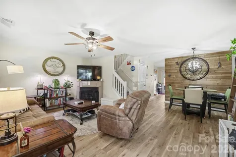11629 Boxer Lane Charlotte NC 28269