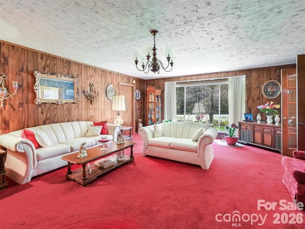 7530 Nc 208 Highway Marshall NC 28753